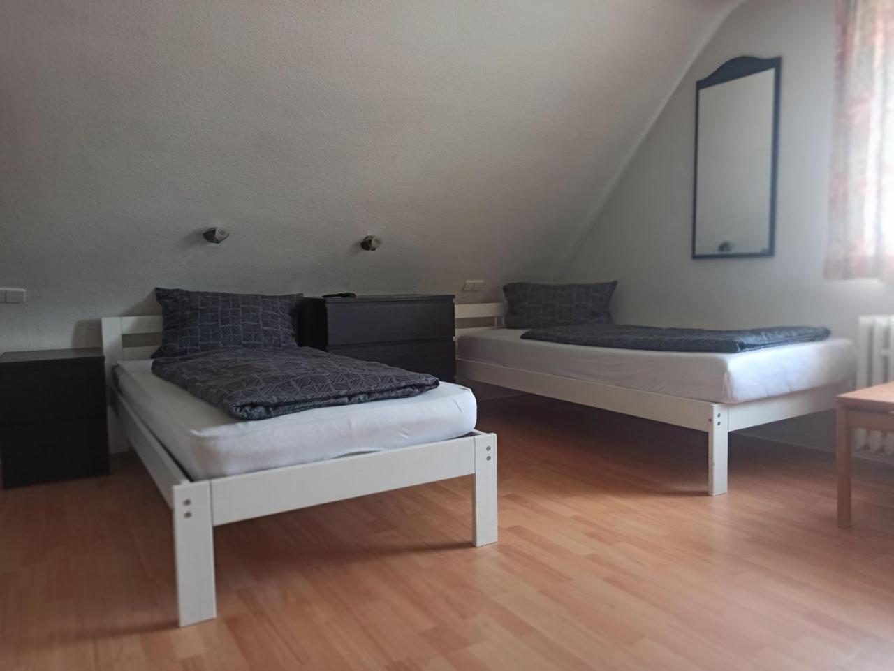 Monteurzimmer - Waldbronn Bagian luar foto