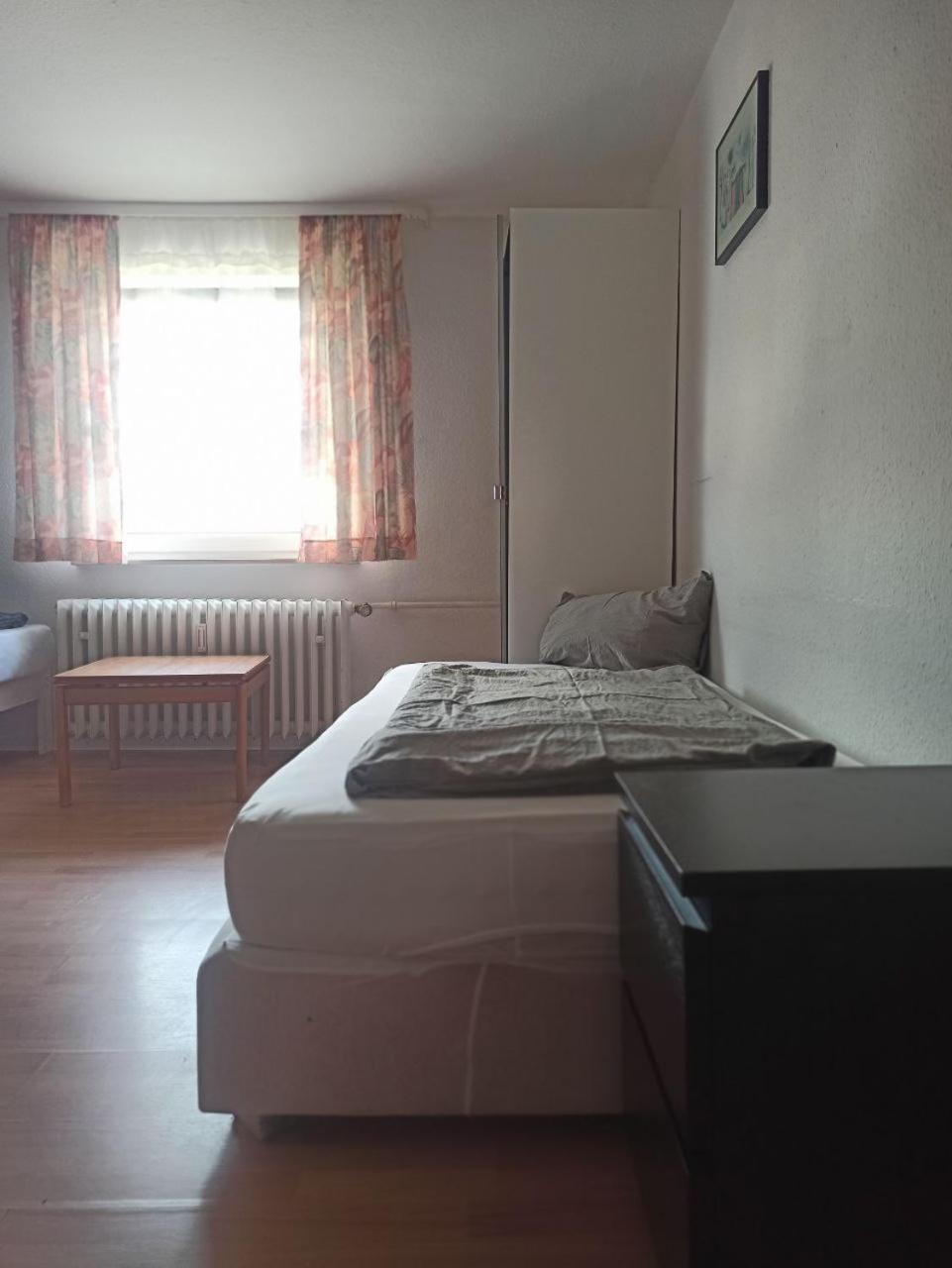Monteurzimmer - Waldbronn Bagian luar foto